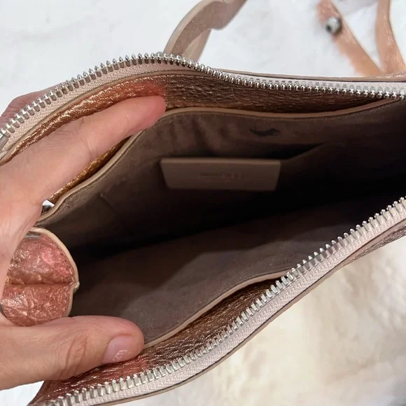 Jimmy Choo Women's Metallic Rose Gold bag - Picture 12 of 14